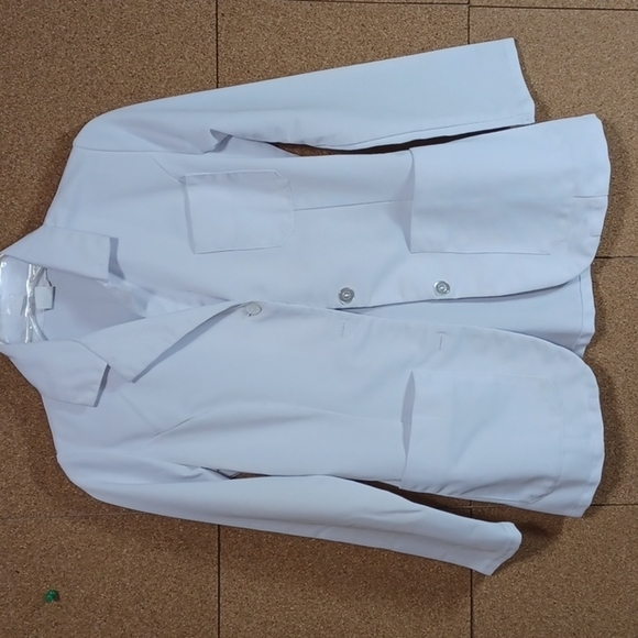 LA GRACE by Gordo womens jacket size 6 in the beautiful white polyester - Picture 1 of 8